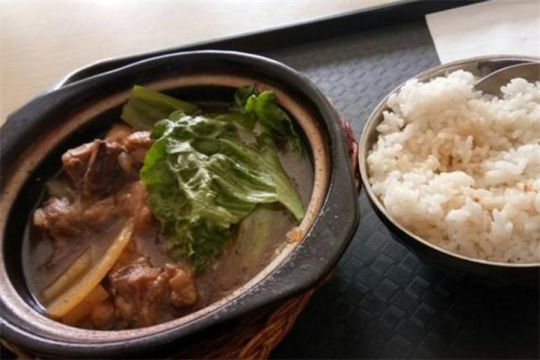 老刘家黄焖鸡米饭